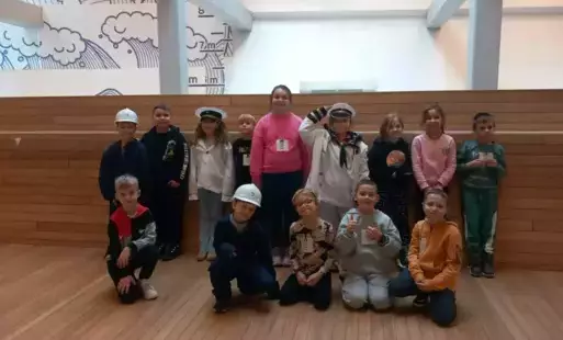 Zdjęcie do Wycieczka klas II do Morskiego Centrum Nauki w Szczecinie