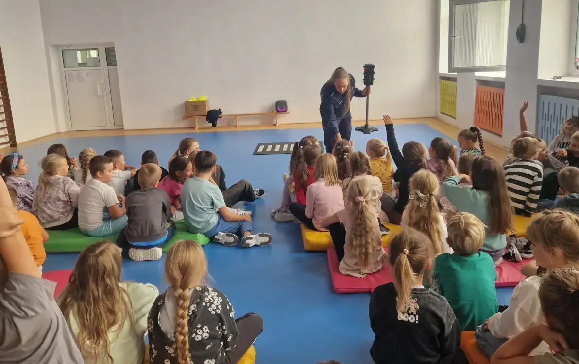 Zdjęcie do Spotkanie z Policjantką - Bezpieczna droga do szkoły