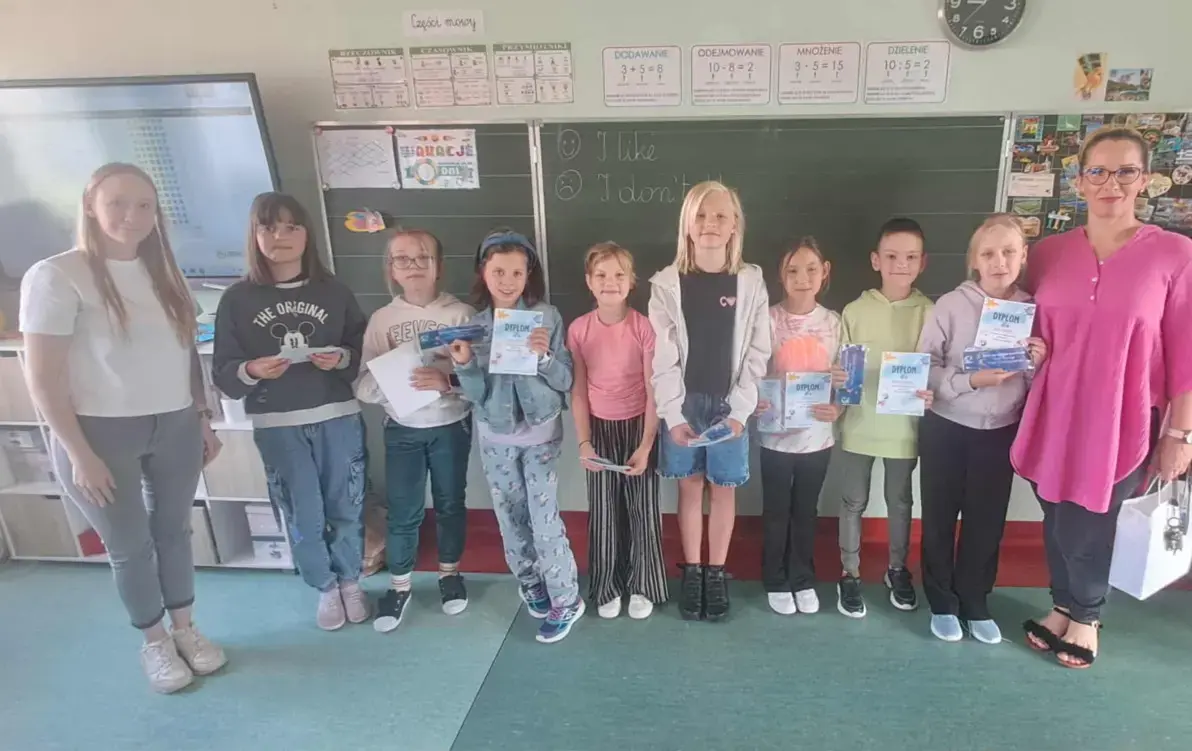Zdjęcie do Warsztaty plastyczne i nocka szkolna - kreatywnie, radośnie i z pasją!