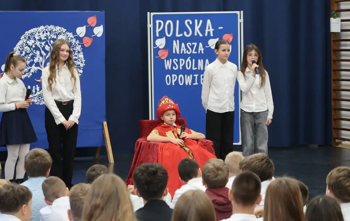 Zdjęcie do 11 listopada - Dzień Niepodległości w naszej szkole