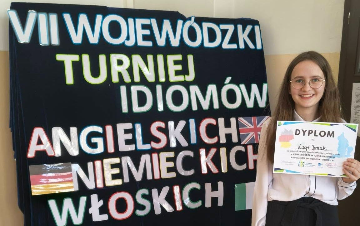 Zdjęcie do Sukces Łucji Jonak w VII Wojew&oacute;dzkim Turnieju Idiom&oacute;w!